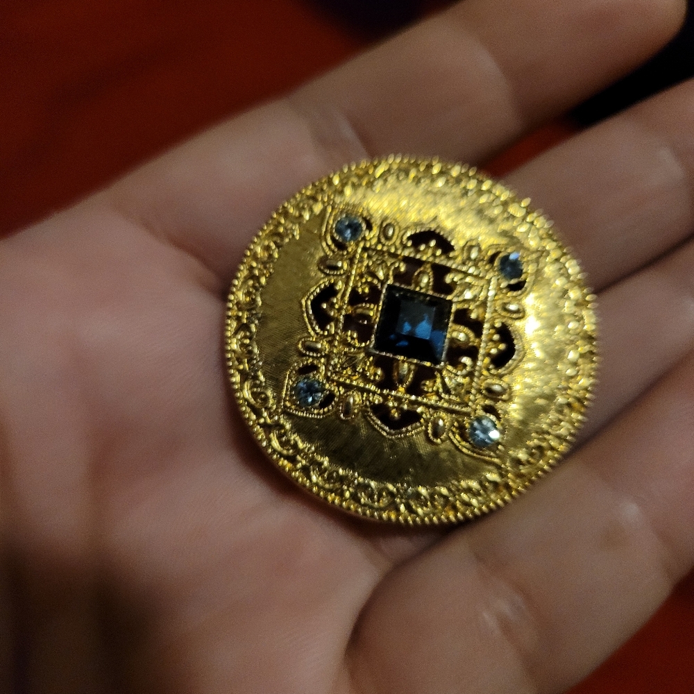 Vintage 1928 brooch